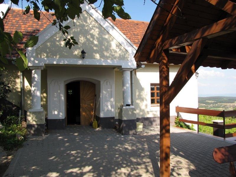Borospince Vendégház Pécsely Exterior foto